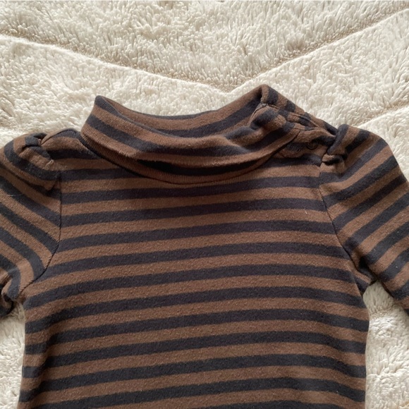 KIDS: Baby Gap Striped Turtleneck Long-sleeve Onesie - Picture 4 of 5